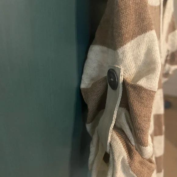 Guess top - Picture 4 of 5